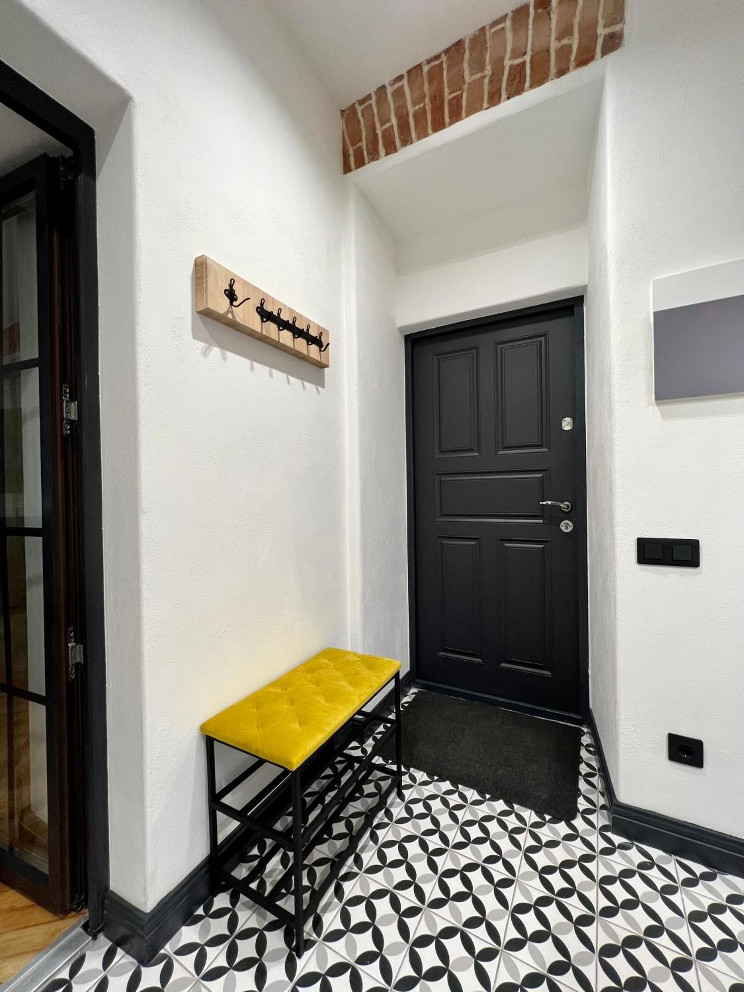 Art Apartment Glebova Lviv Exterior photo