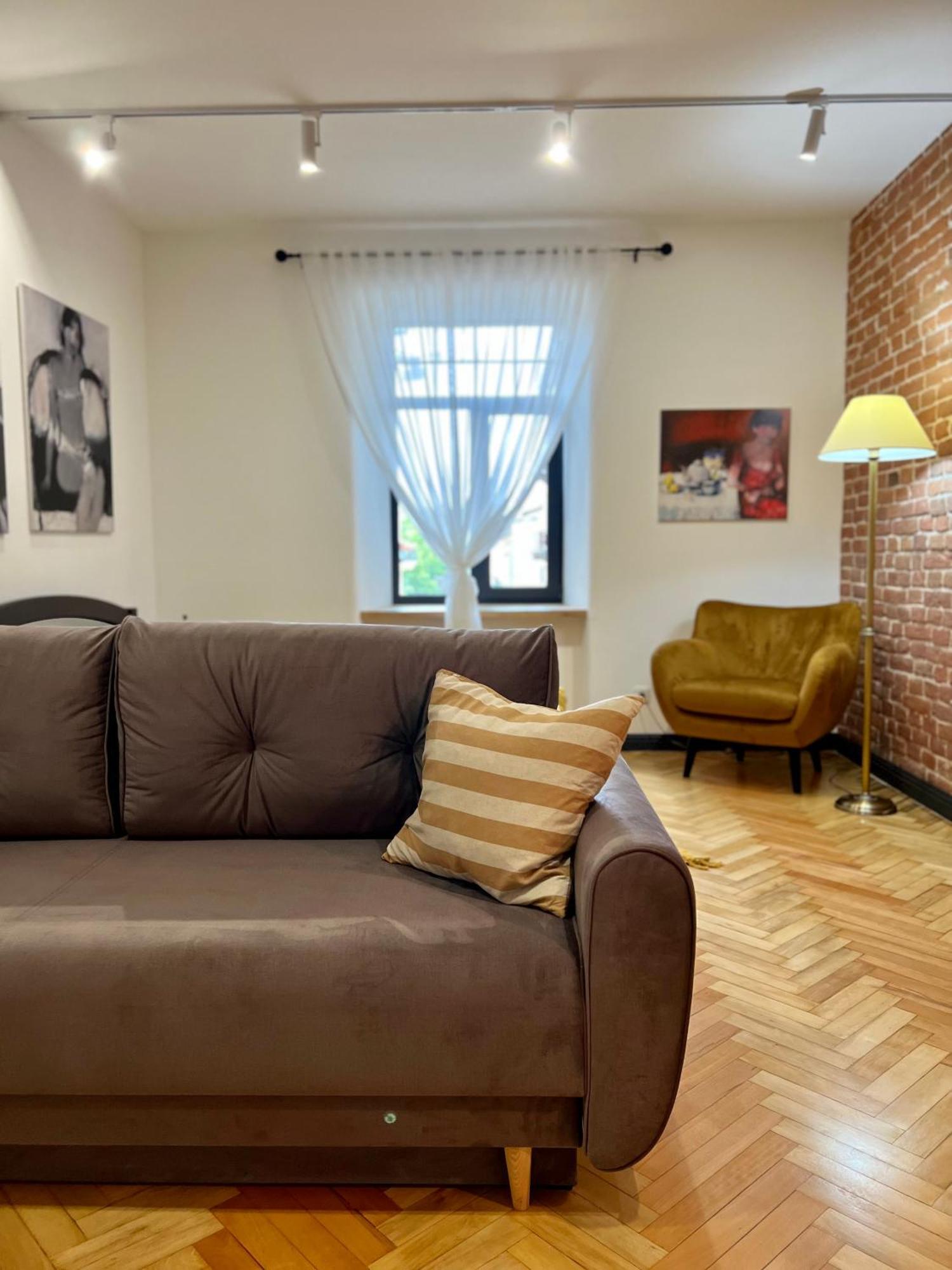 Art Apartment Glebova Lviv Exterior photo